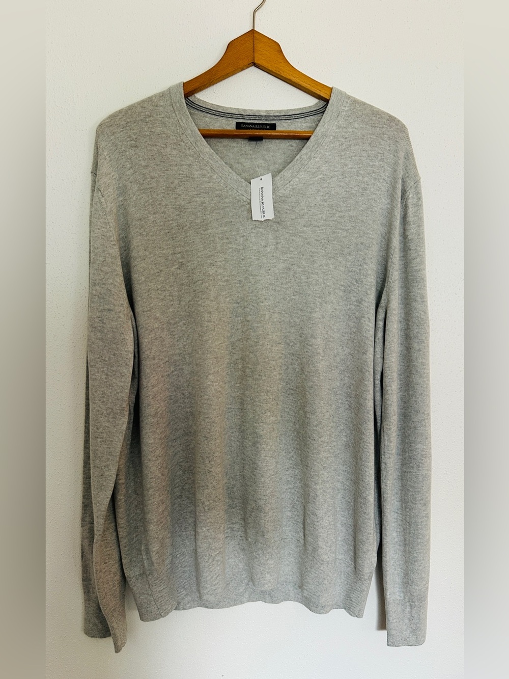 NWT Banana Republic Men Luxury Silk Cotton Cashmere V-Neck Sweater Gray XL